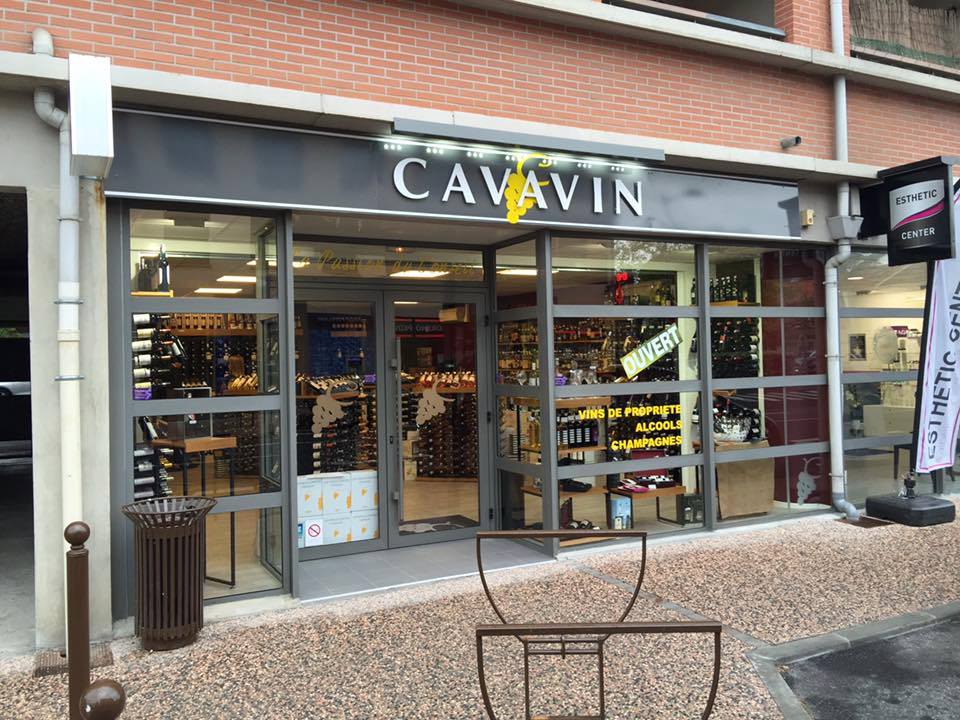 CAVAVIN MURET