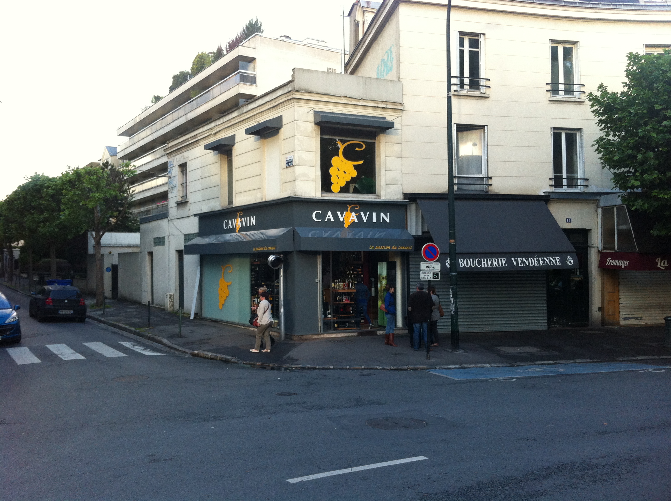 CAVAVIN LE RAINCY