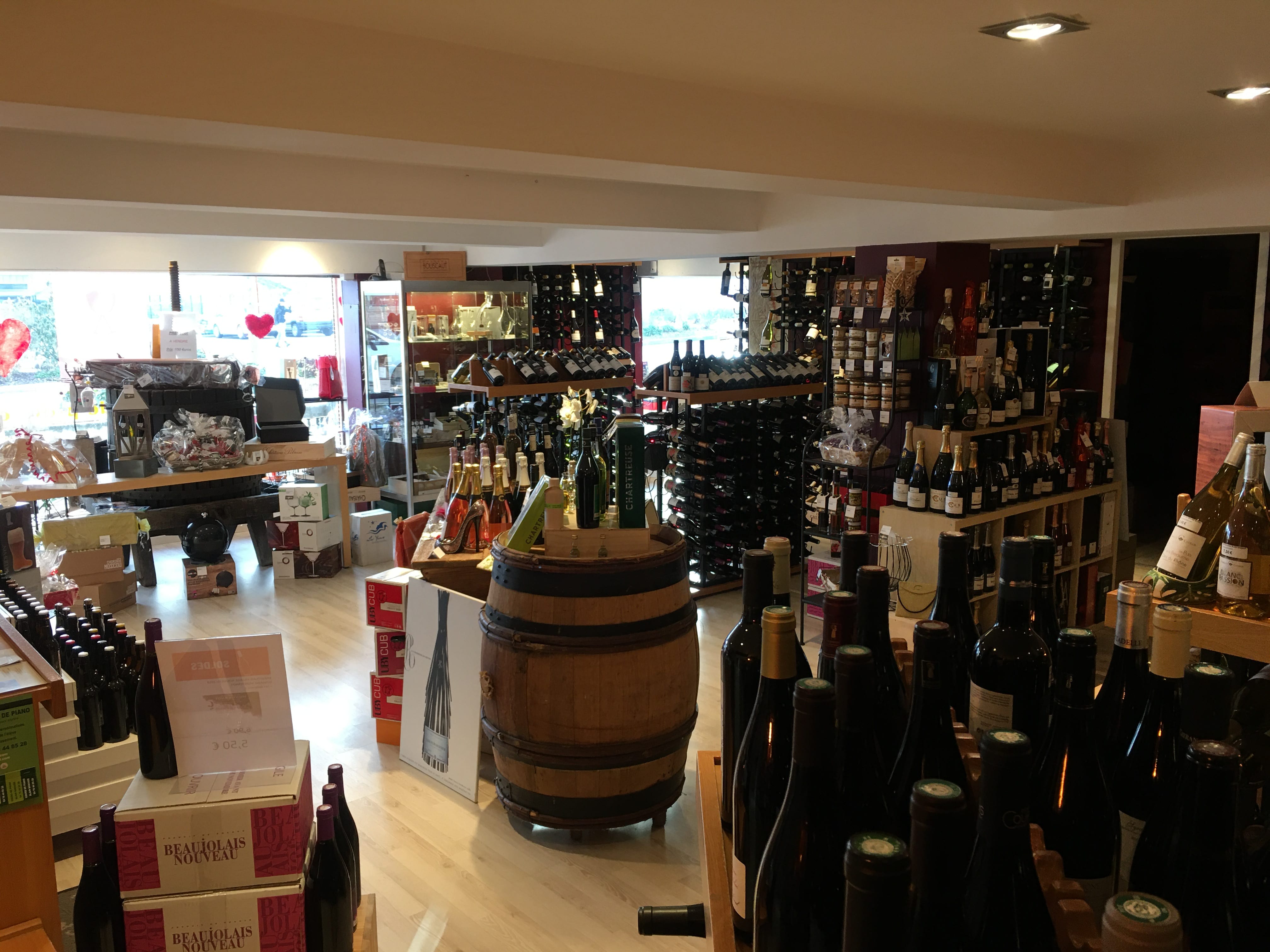 CAVAVIN Craponne, magasin de vin