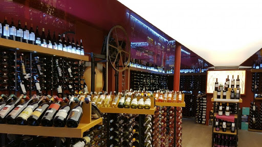 CAVAVIN Paris 17 magasin de vin